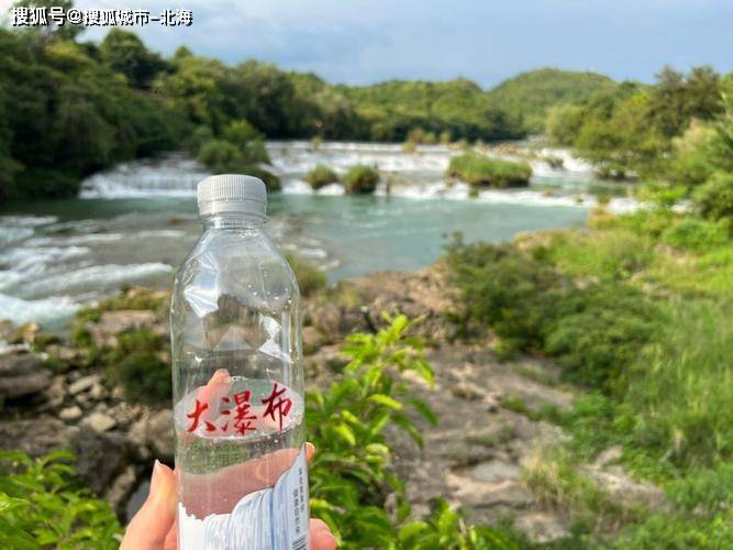贵州4天3晚需要多少钱？贵州4日游多少钱人民币