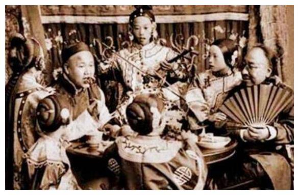 古代逛一次“青楼”，需要多少银子？折合成人民币，是多少？
