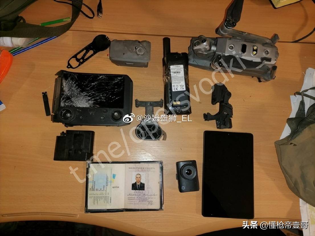 俄军缴获中国81版气枪？还有百年汤姆逊冲锋枪、莫辛纳甘